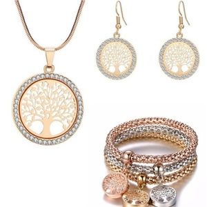 3 BRACELETS+ 1 NECKLACE + 1 Earrings! 60% off!!!